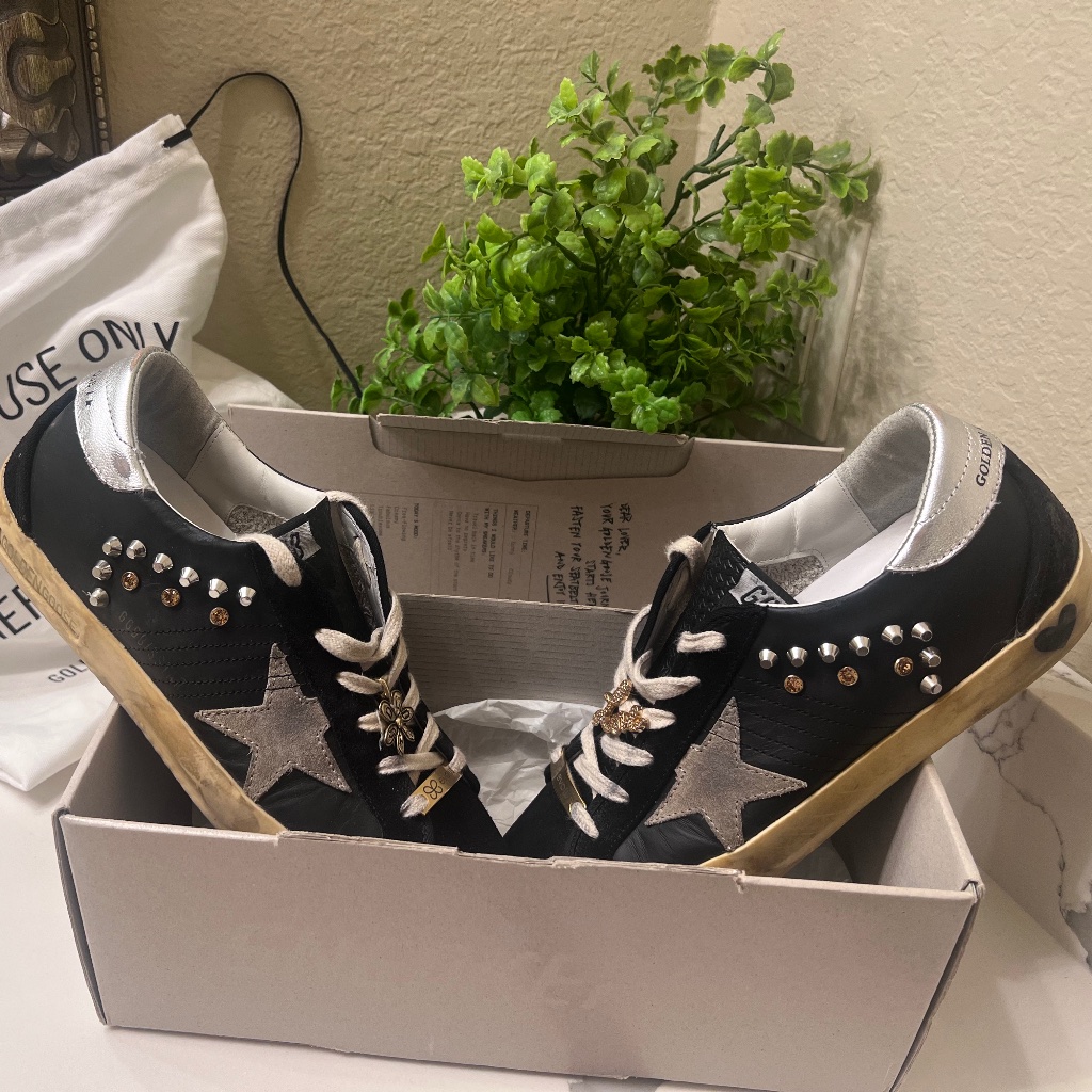Golden Goose